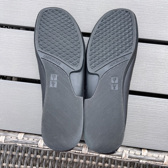 Ladies Black Aerosoles Flats Slip Ons - Picture 4 of 4